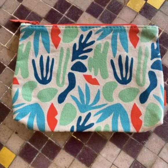 Set of 5 Like New Ipsy Makeup Cosmetic Bags Travel Pouches Small Clutch - Picture 6 of 6